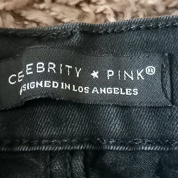 Juniors Curvy Ultra High Rise Skinny Jeans - Picture 2 of 4